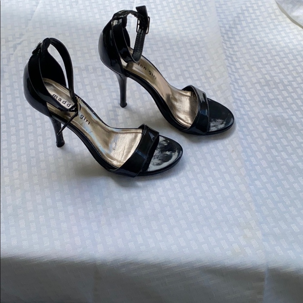 Black sandal heels